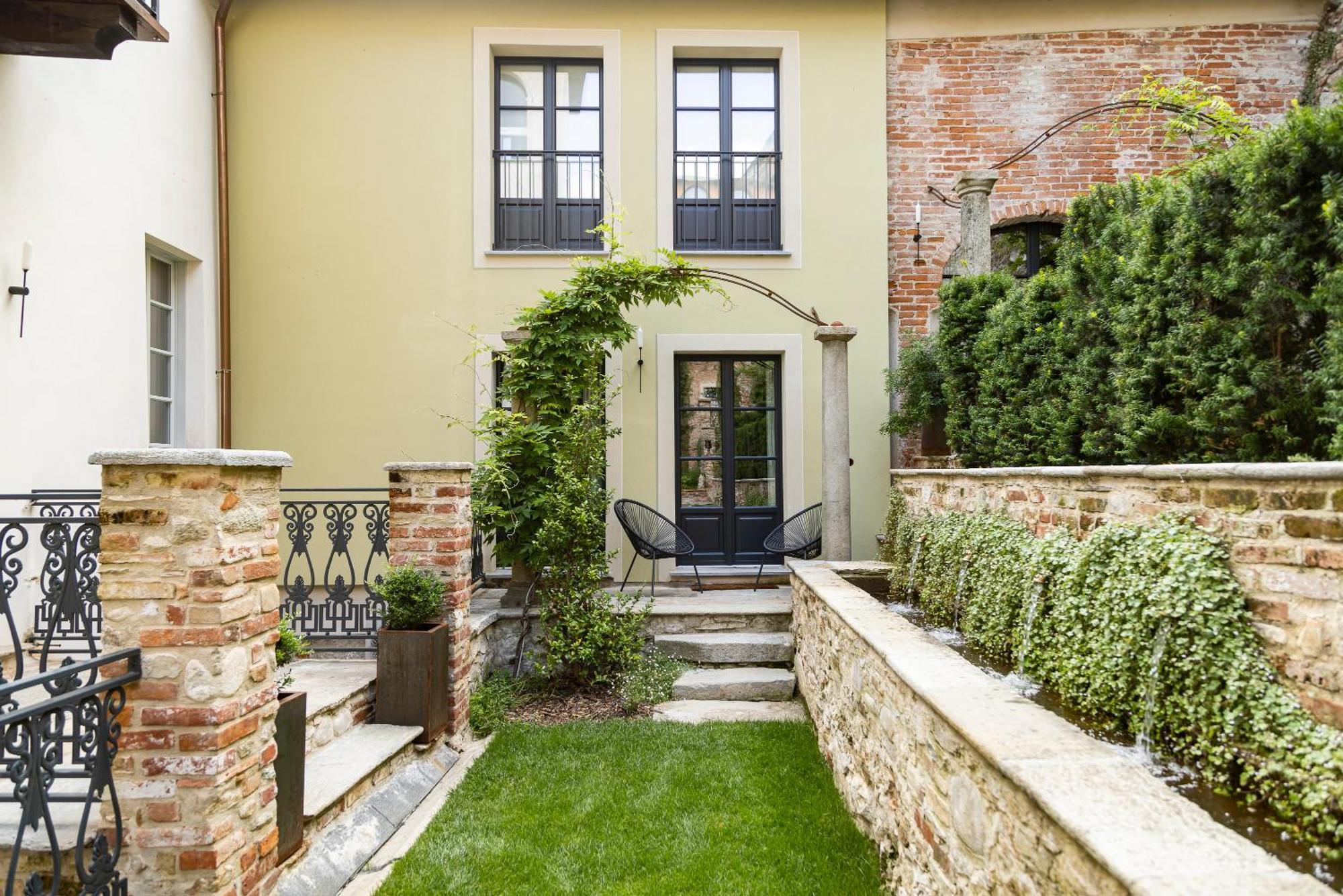 モンドヴィ Palazzo Fauzone Relais Bed & Breakfast エクステリア 写真