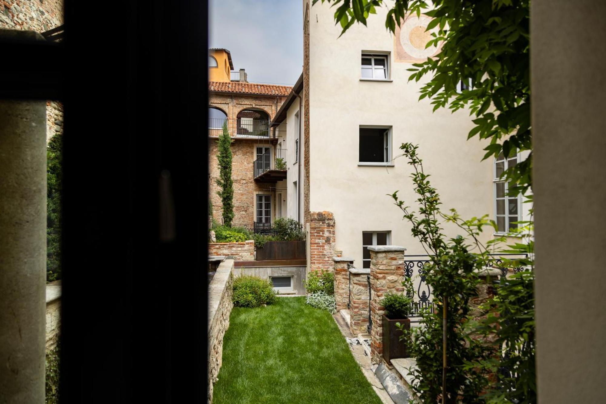 モンドヴィ Palazzo Fauzone Relais Bed & Breakfast エクステリア 写真